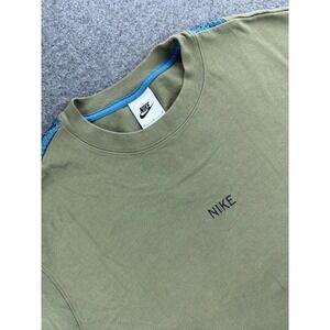 Nike Sportswear T Shirt Size Medium Olive Green Mesh Back‎ Pleated VTG Inspired
